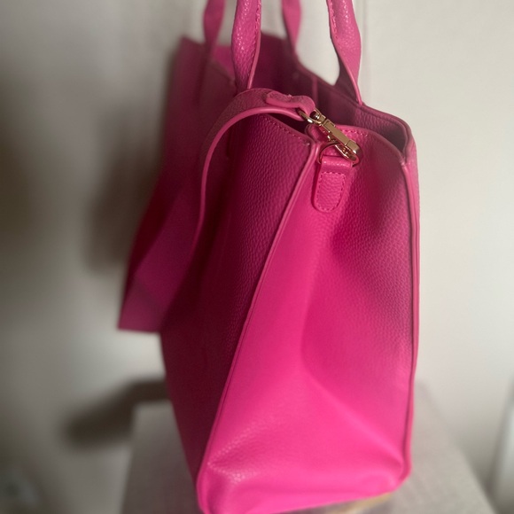 HOUSE OF REHAB BLACK OWNED Pink FAUX LEATHER PEBBLE MEDIUM tote - Picture 11 of 17